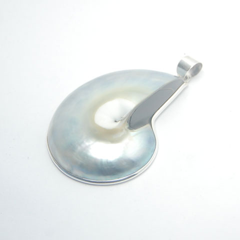 Shell pendant